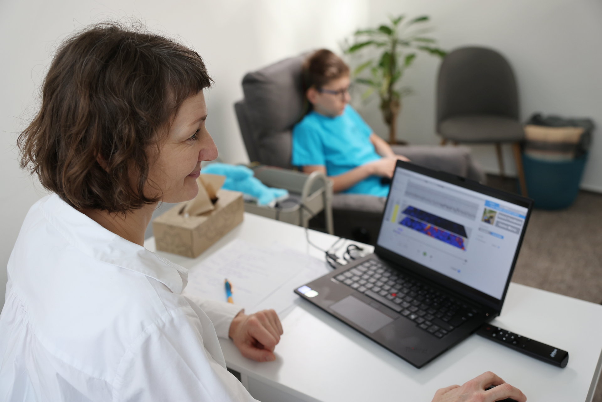 Trenérka spolupracuje s klientem